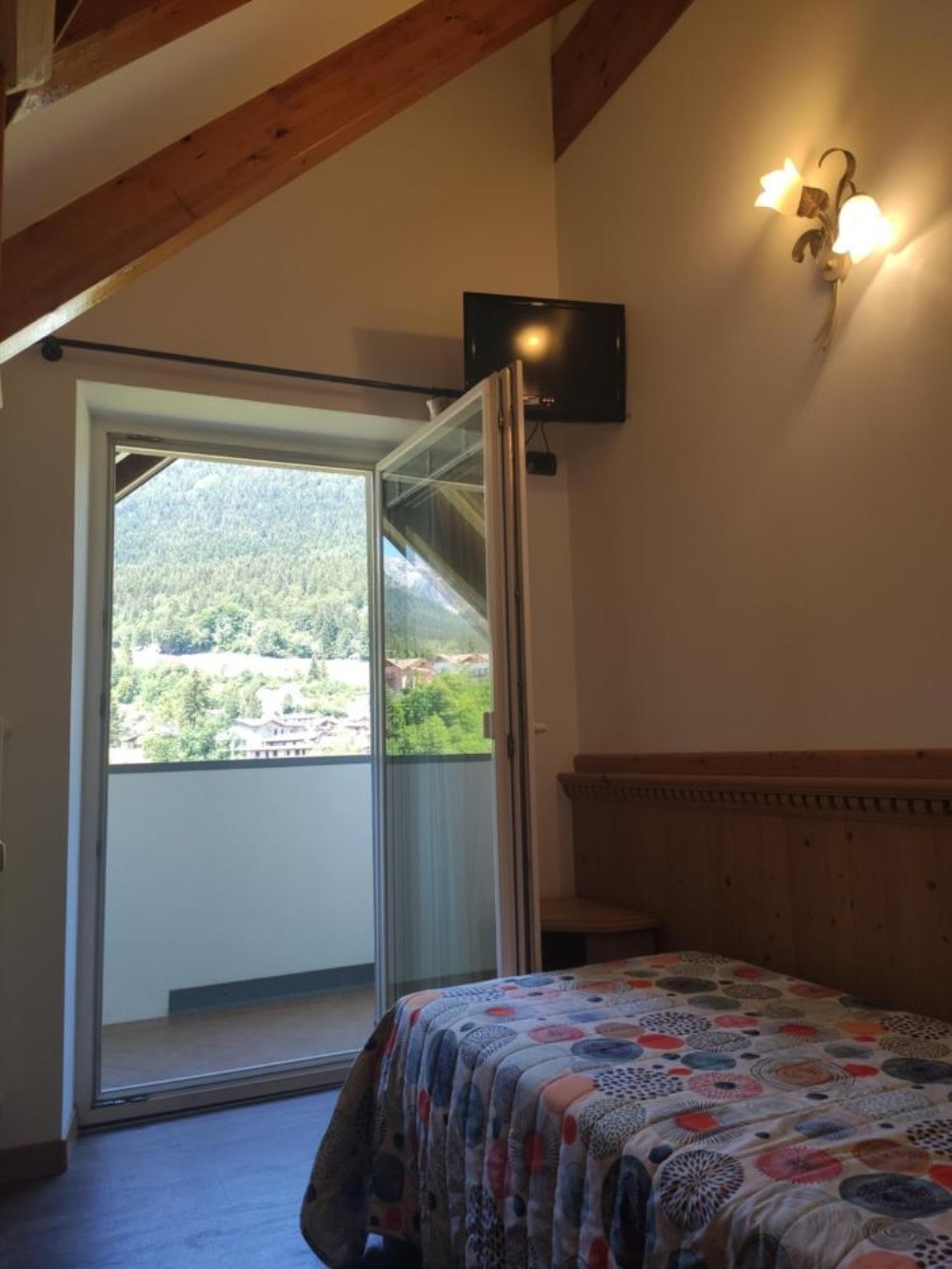 Single Room with Balcony